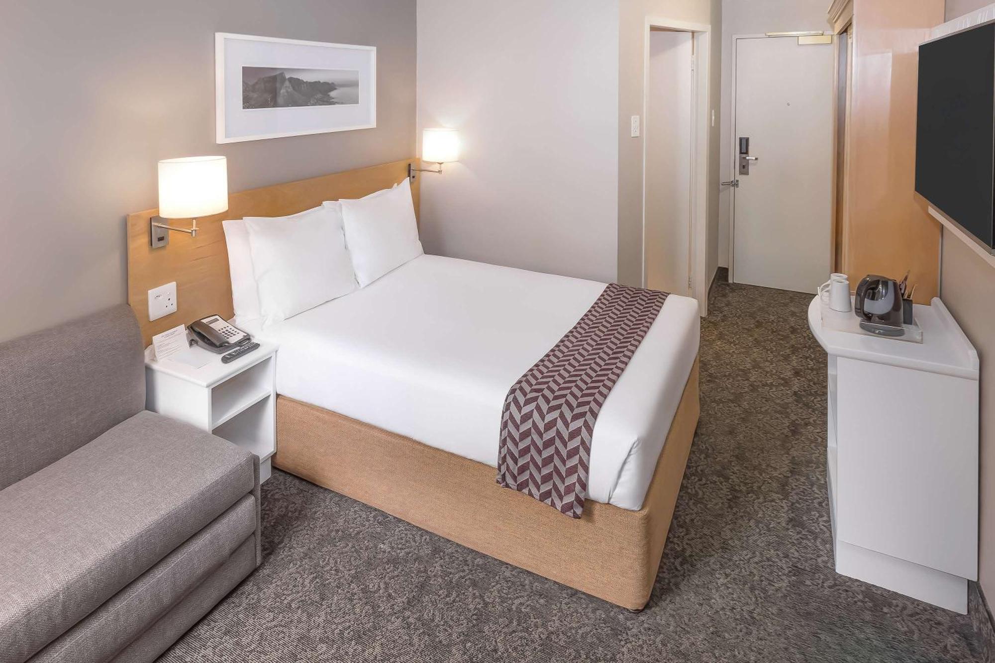 Stayeasy Century 3*